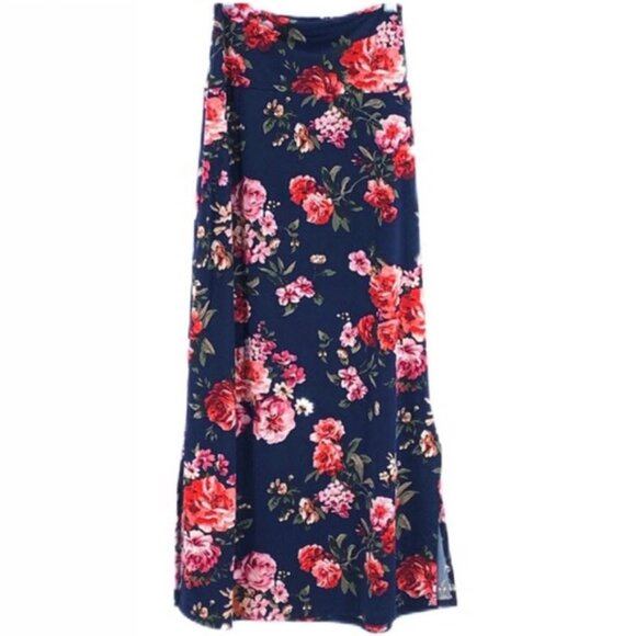 Agnes & Dora Floral Side Slit Maxi Skirt - Picture 2 of 5